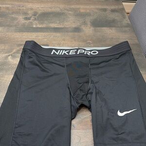 Men’s biker shorts size 4xl tight fit Nike